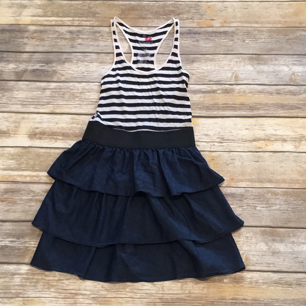 Miley Cyrus Max Azria dress